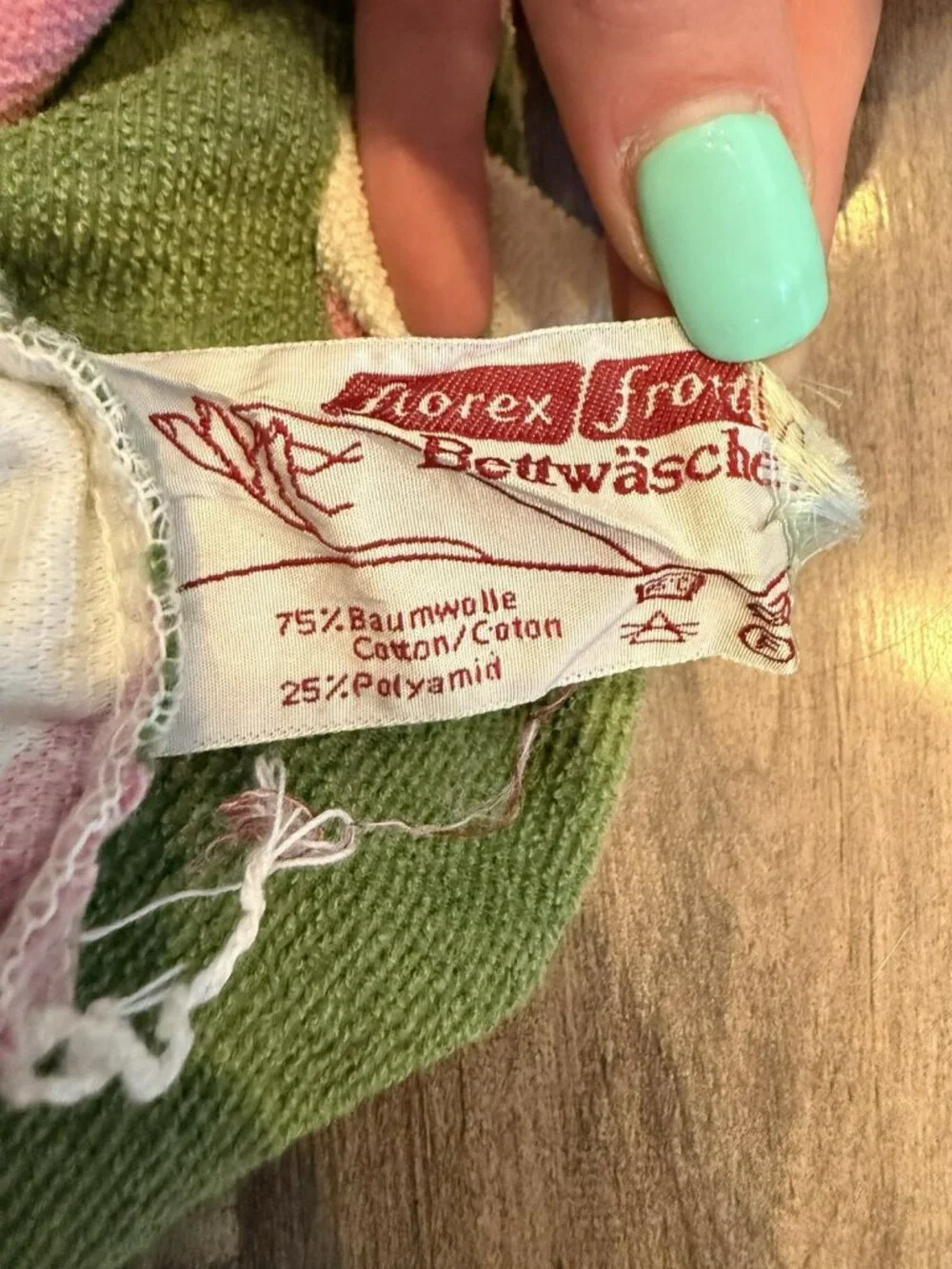 2 Vintage 70s Mod Terry Cloth Pillow Covers Pink Green Floral Retro Upcycled 28” - Picture 10 of 16